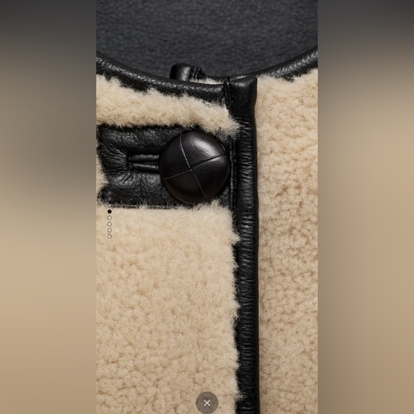 Mango Fur Effect Coat with appliqués. XS oversized fit - Picture 4 of 8